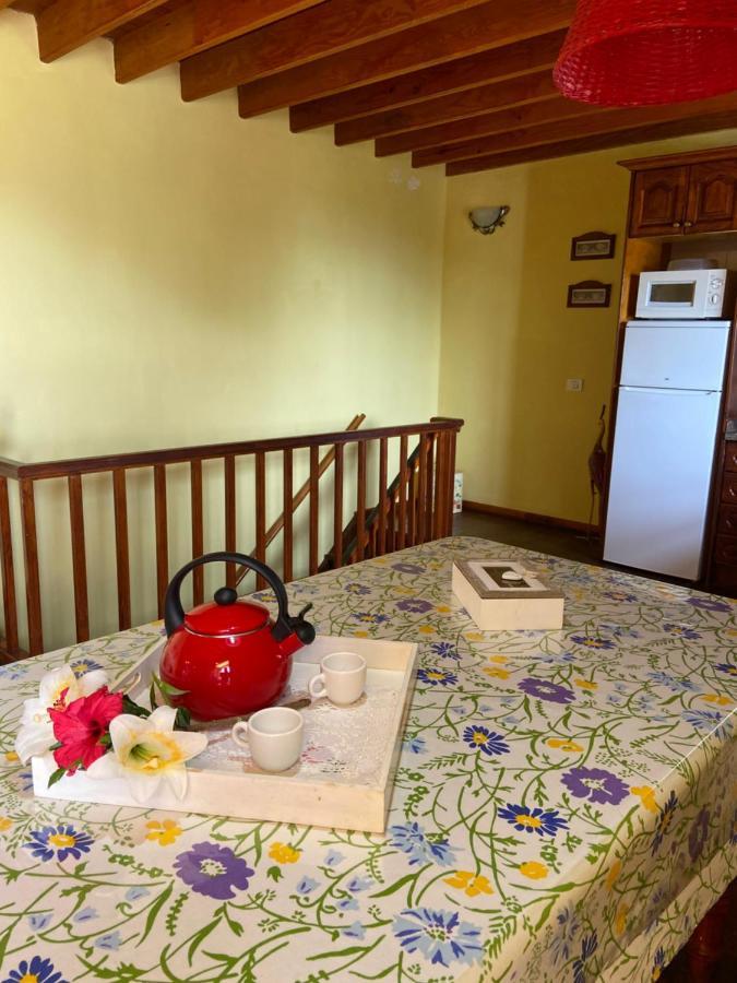 Casas Rurales Tio Antonio Las Rosas  ภายนอก รูปภาพ